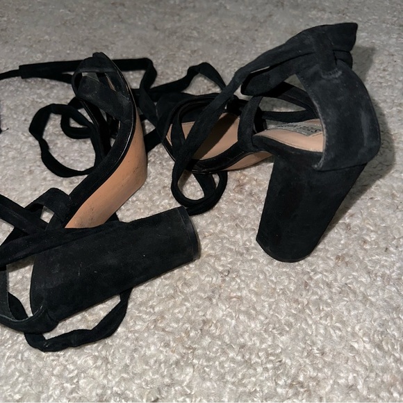 Steve Madden Christey Black Suede Leather Lace-Up Heels - Picture 6 of 7